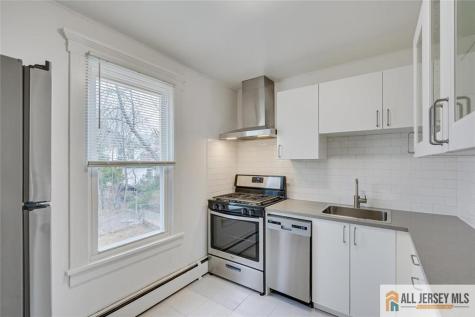 319 Harper Place Highland Park NJ 08904
