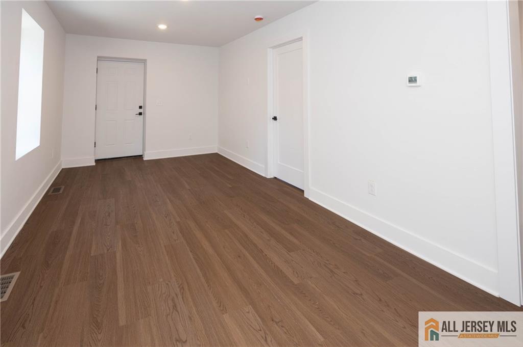 339 Crows Mill Road Fords NJ 08863