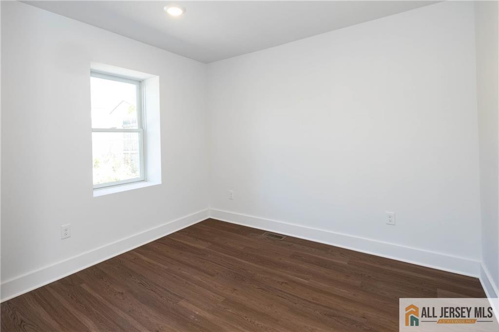 339 Crows Mill Road Fords NJ 08863