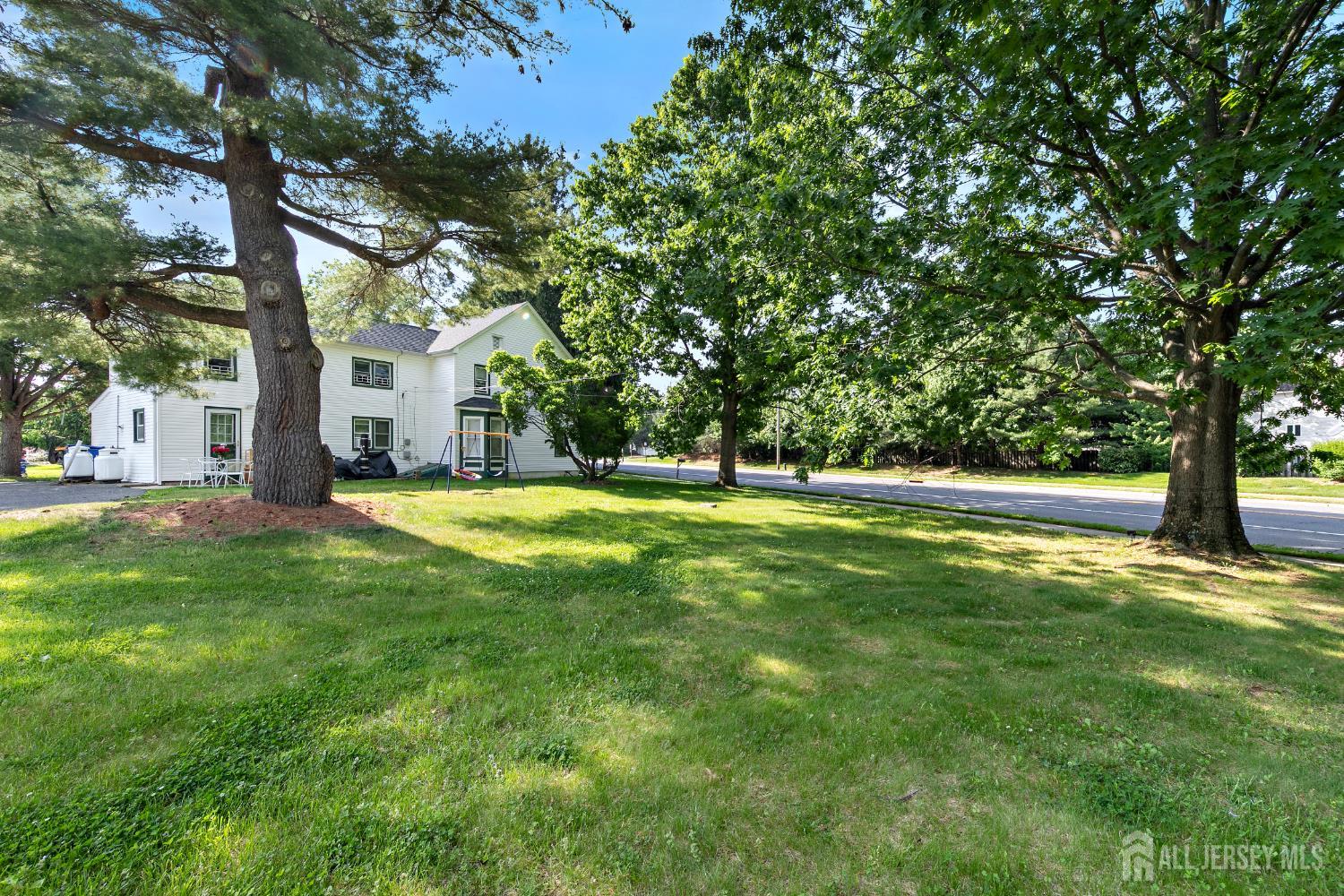 472 Buckelew Avenue Monroe NJ 08831
