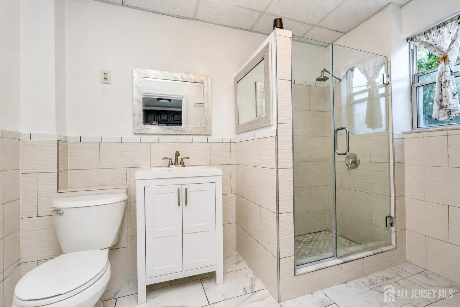 725 17th Street Union City NJ 07087