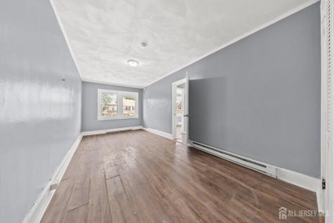 700-702 Park Avenue Elizabeth NJ 07208
