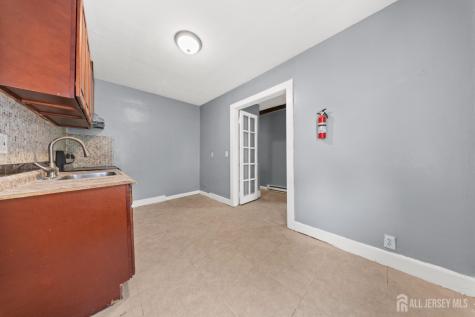 700-702 Park Avenue Elizabeth NJ 07208