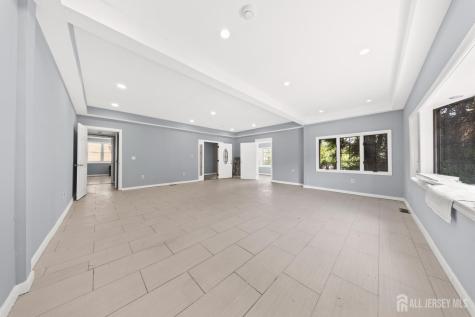 700-702 Park Avenue Elizabeth NJ 07208