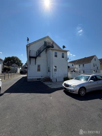 924 Monroe Avenue Elizabeth NJ 07201
