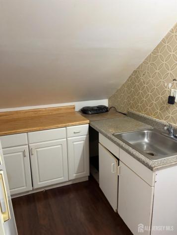 924 Monroe Avenue Elizabeth NJ 07201