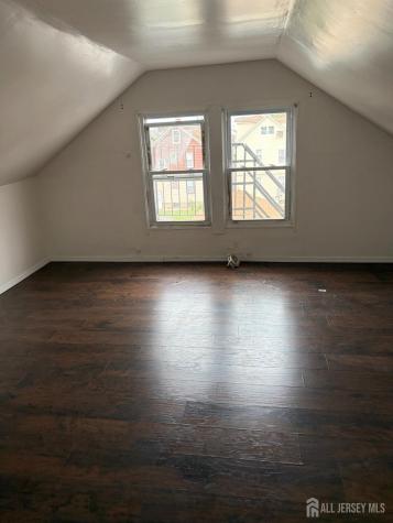 924 Monroe Avenue Elizabeth NJ 07201