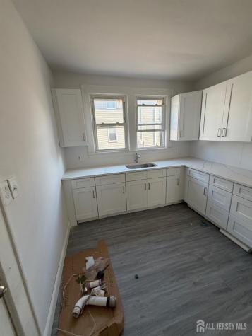 924 Monroe Avenue Elizabeth NJ 07201