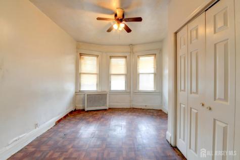 110 W 16 Street Linden NJ 07036