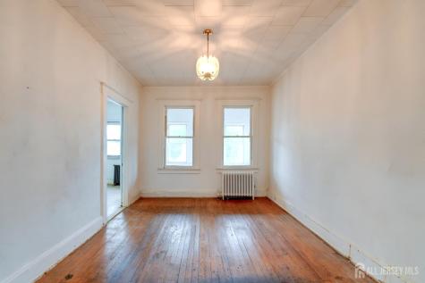 110 W 16 Street Linden NJ 07036