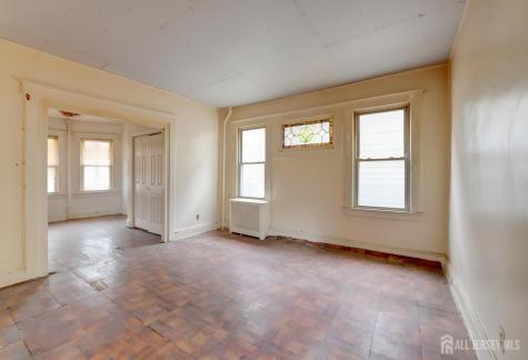 110 W 16 Street Linden NJ 07036