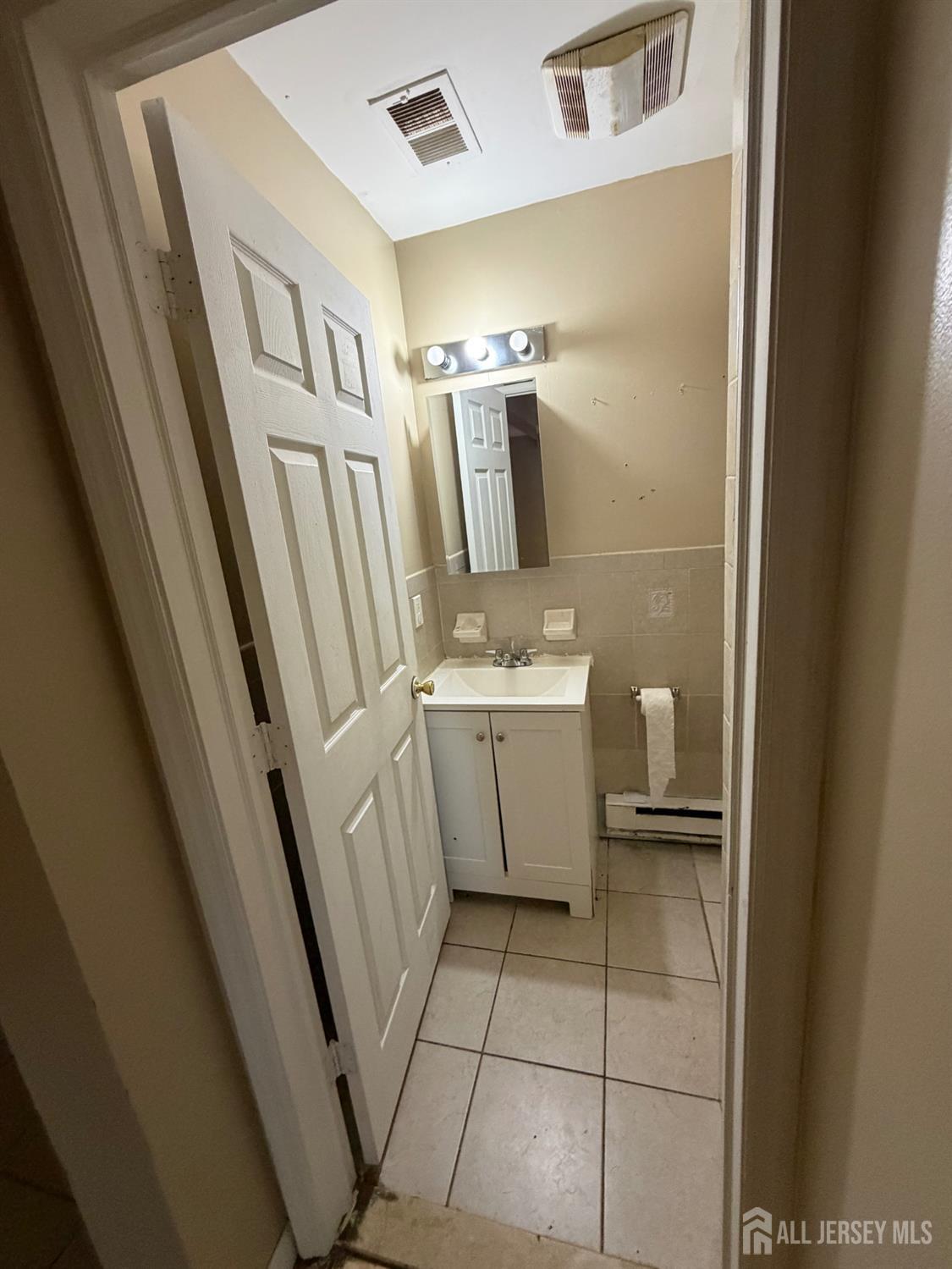 389 21st Street Irvington NJ 07111