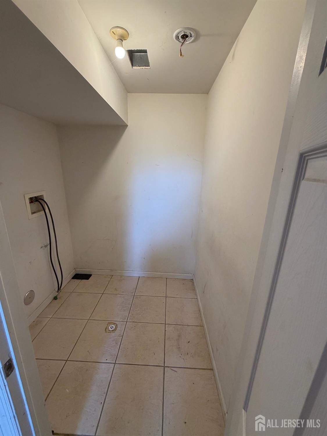 389 21st Street Irvington NJ 07111