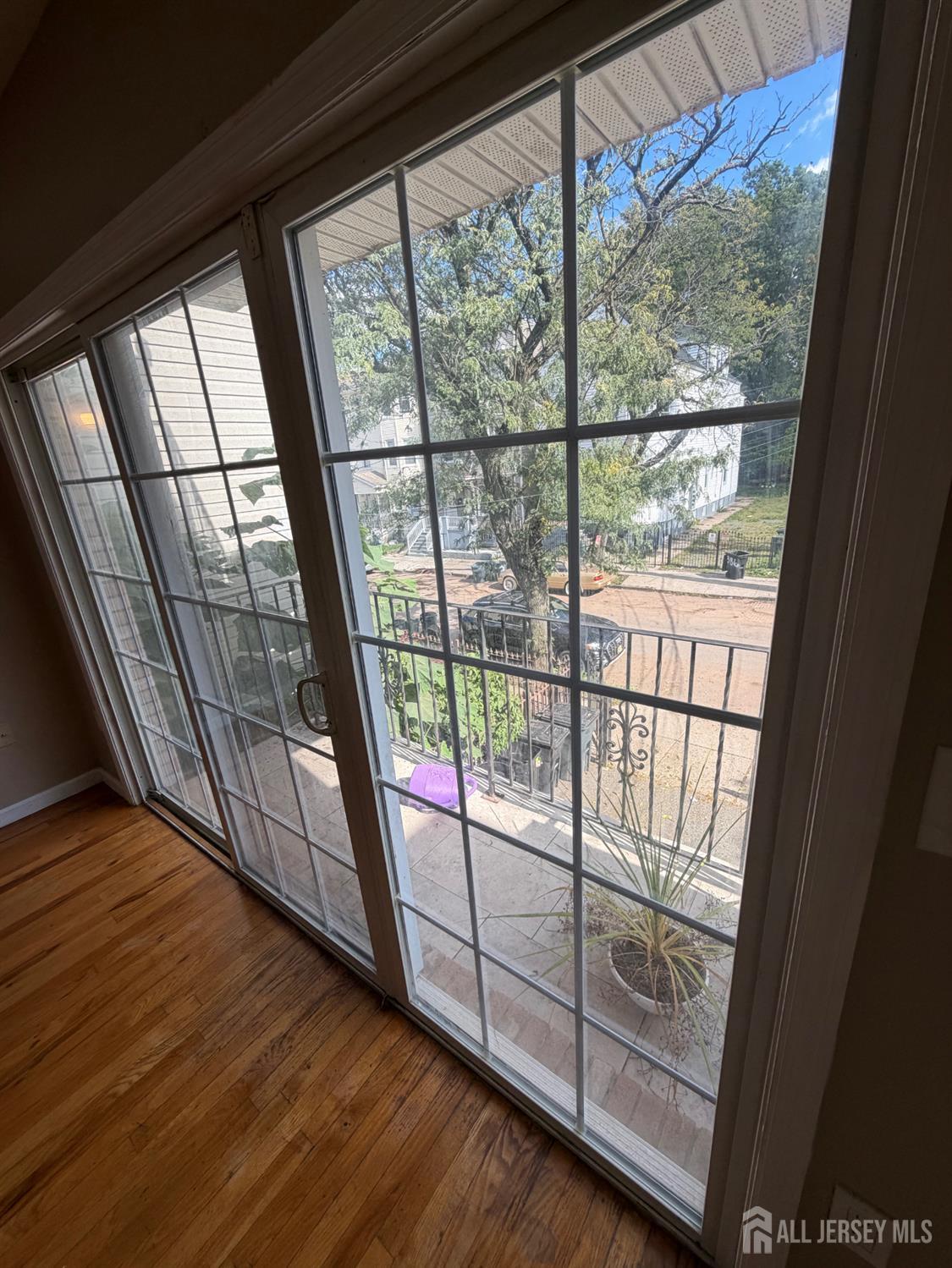 389 21st Street Irvington NJ 07111