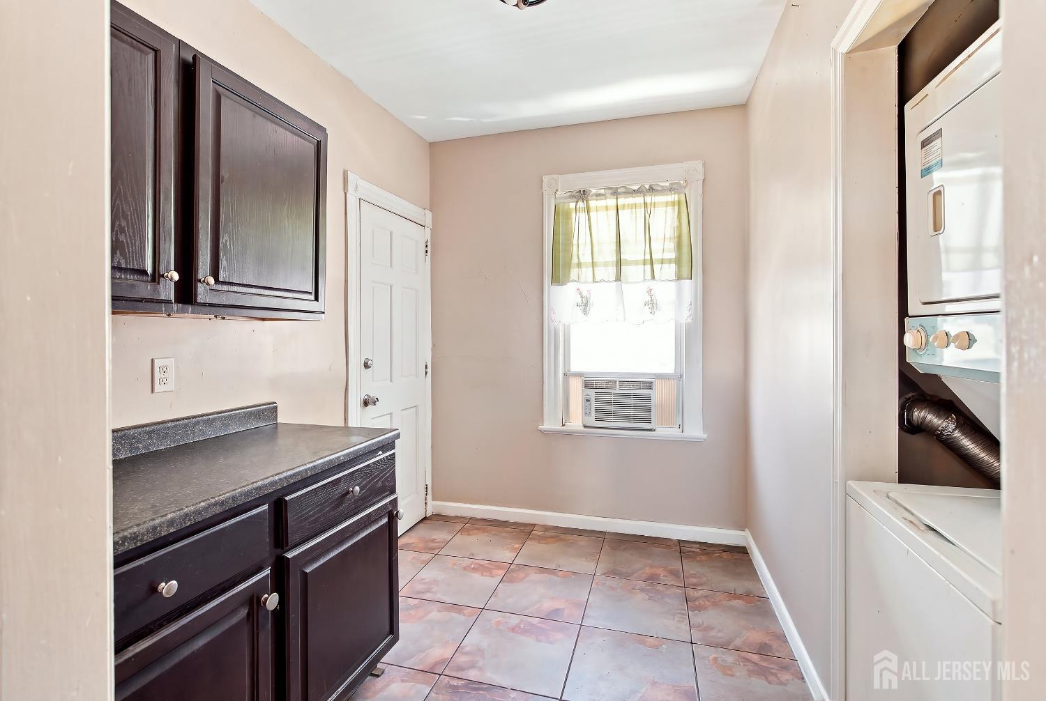 40 Throop Avenue New Brunswick NJ 08901