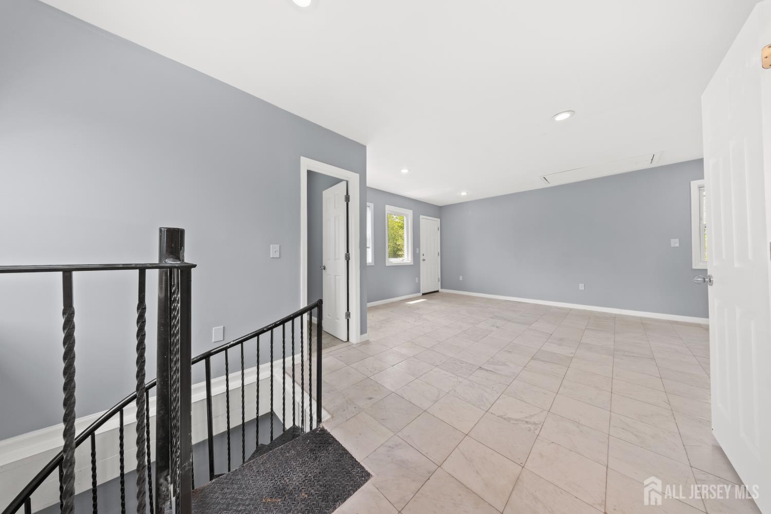 700-702 Park Avenue Elizabeth NJ 07208