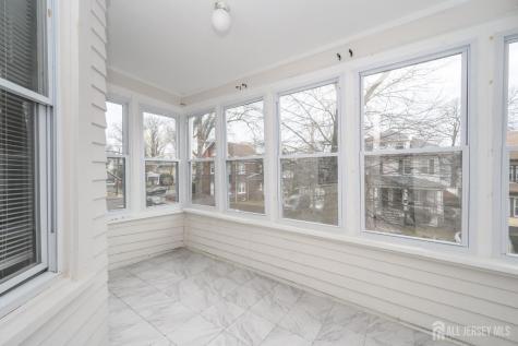 1053 Hunterdon Street Newark NJ 07112