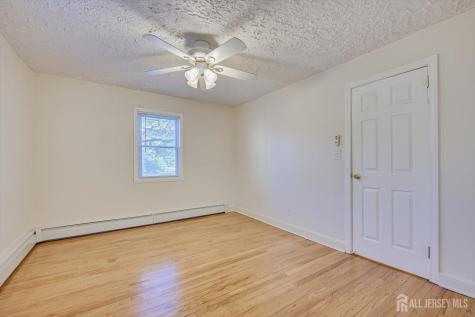 551 Main Street Metuchen NJ 08840