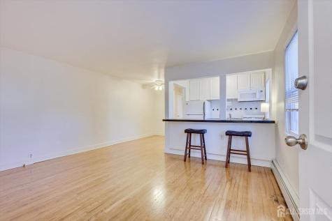 551 Main Street Metuchen NJ 08840