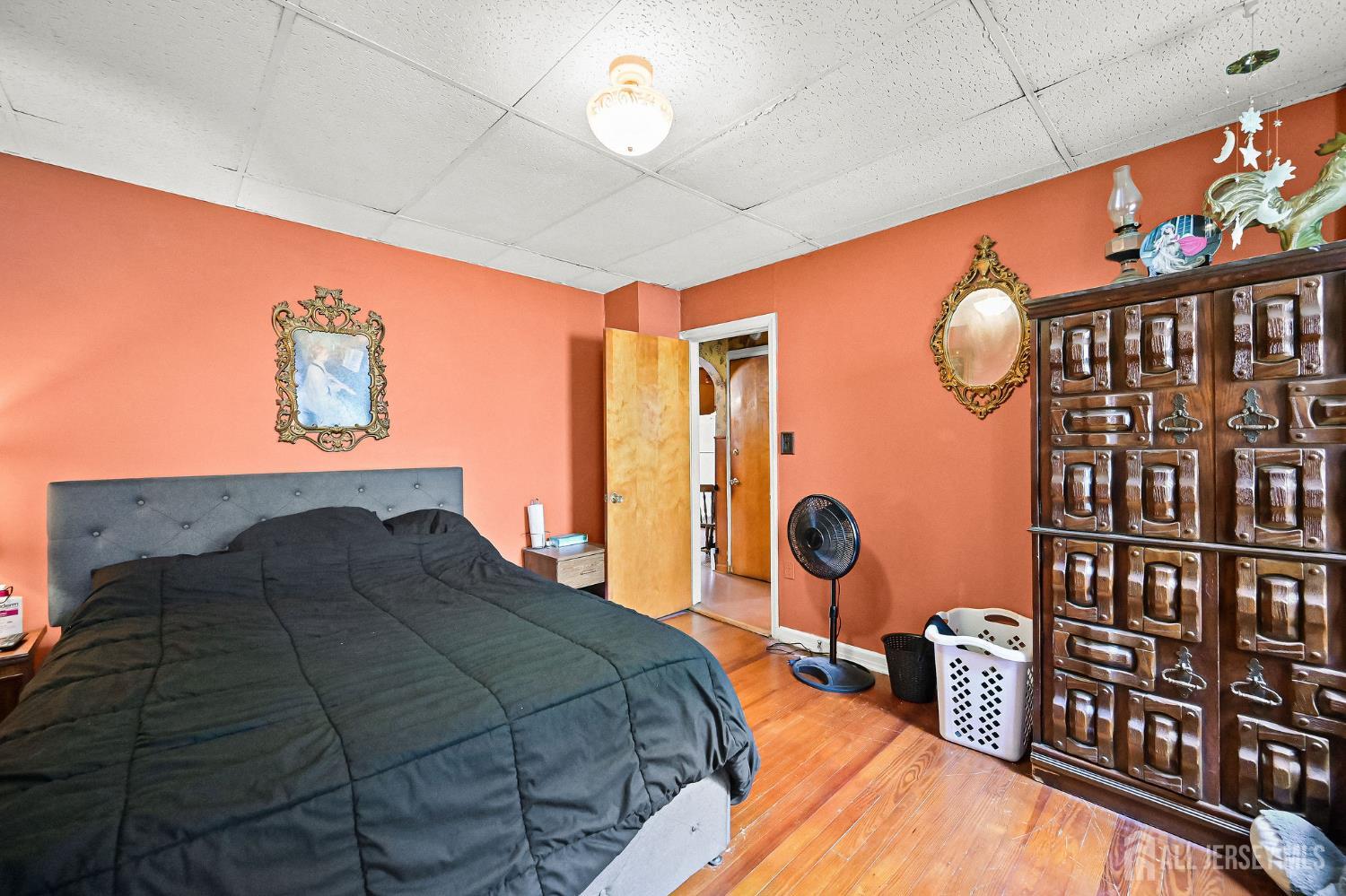 611 Pacific Avenue Perth Amboy NJ 08861