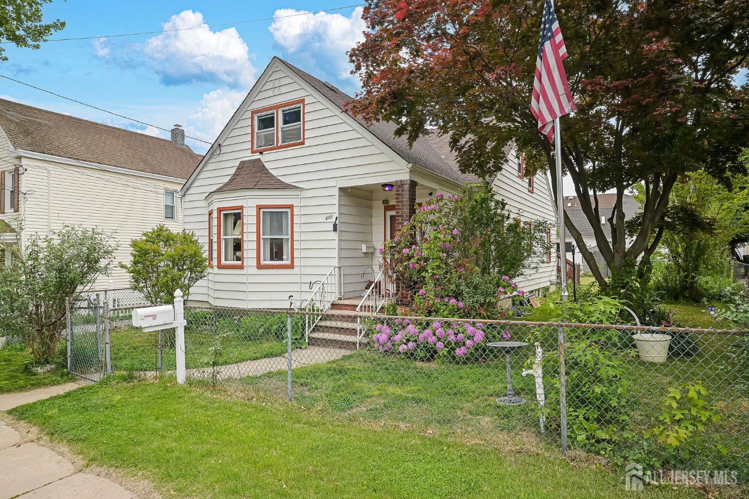 611 Pacific Avenue Perth Amboy NJ 08861