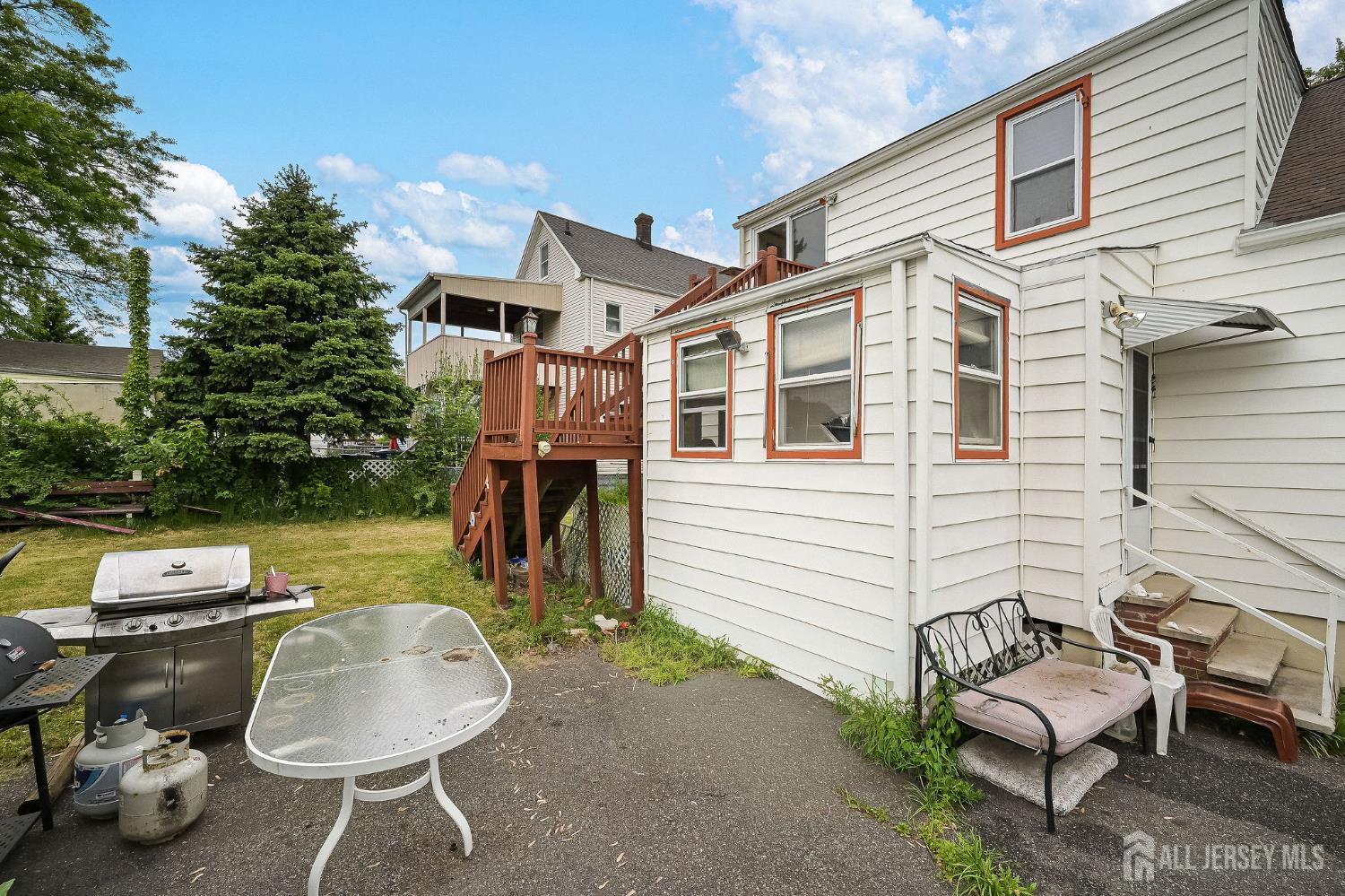 611 Pacific Avenue Perth Amboy NJ 08861