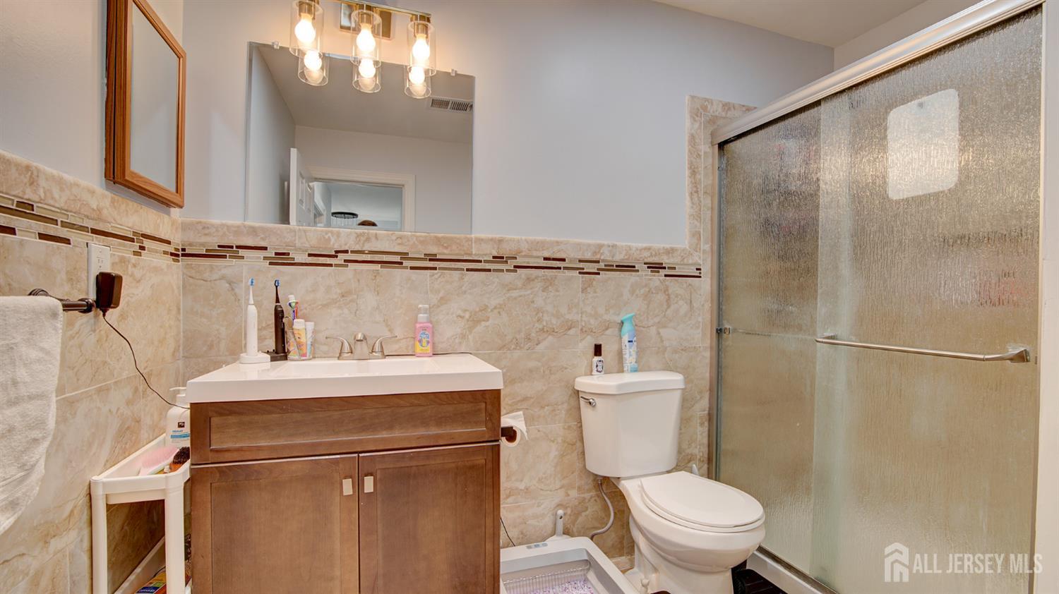 62 Jefferson Drive Spotswood NJ 08884