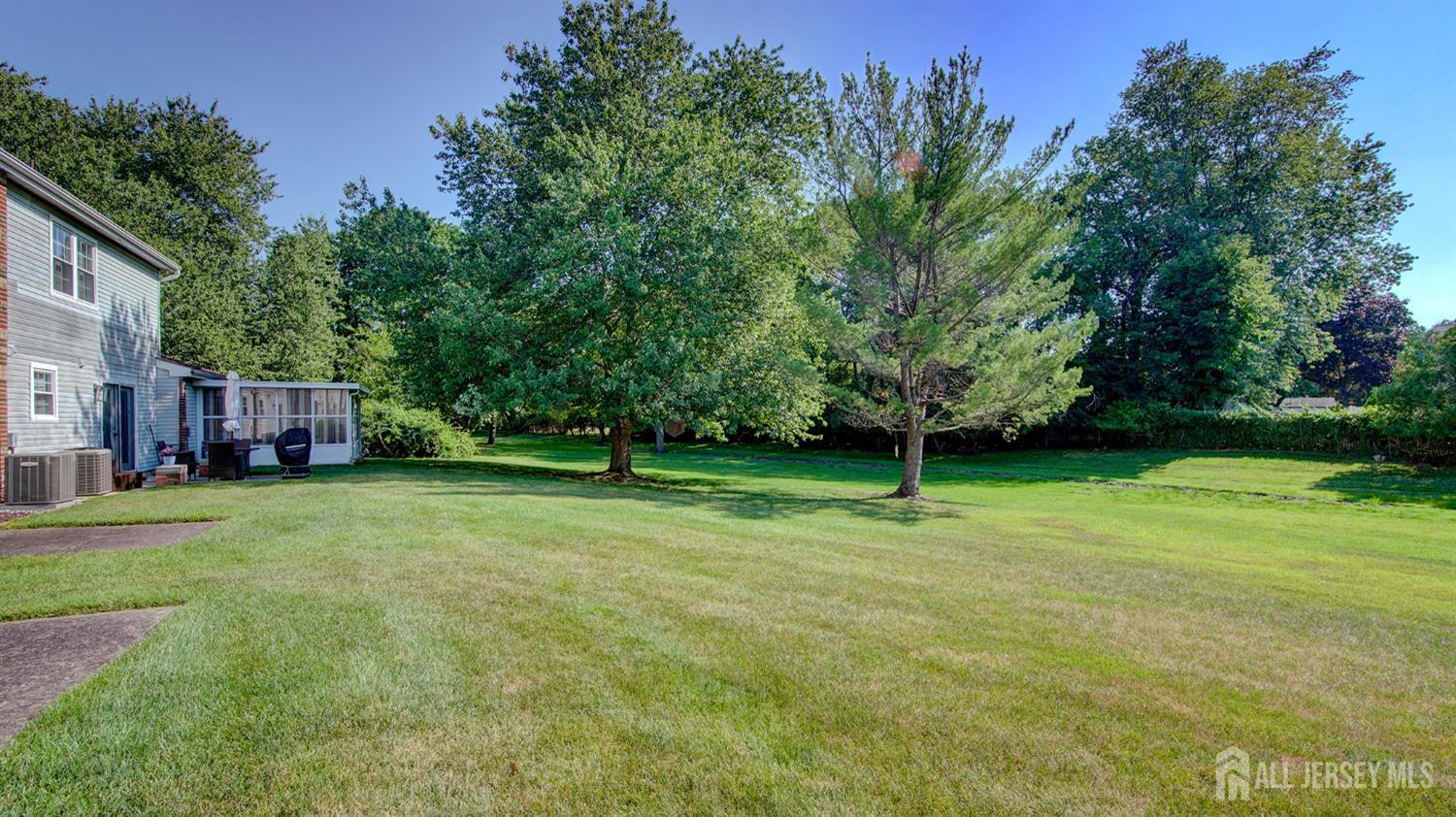 62 Jefferson Drive Spotswood NJ 08884