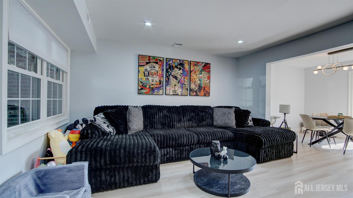62 Jefferson Drive Spotswood NJ 08884