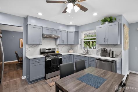 62 Macafee Road Franklin Twsp NJ 08873