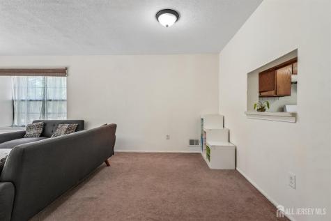 289 Bromley Place East Brunswick NJ 08816