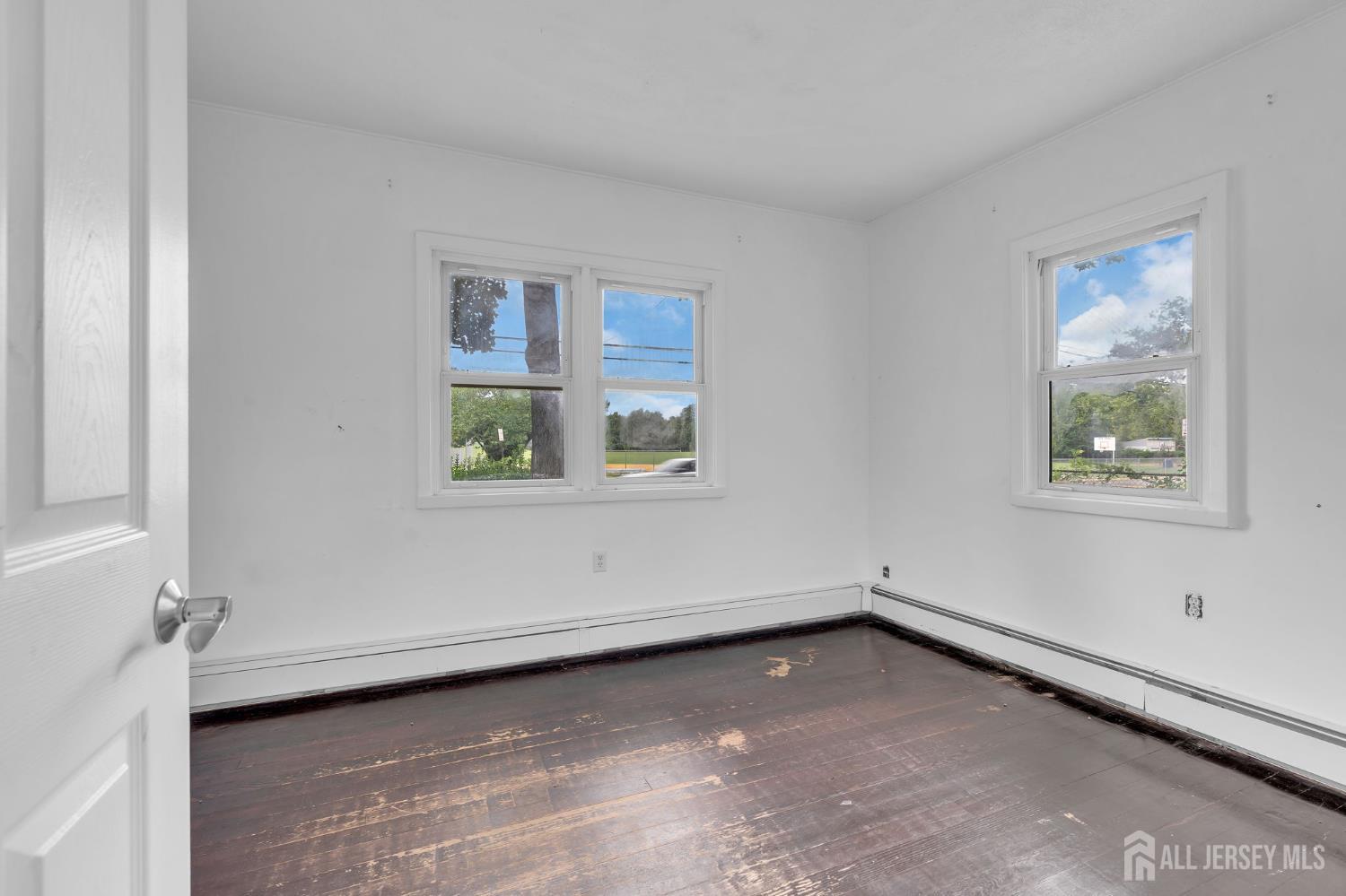 719 Cliffwood Avenue Keyport NJ 07735