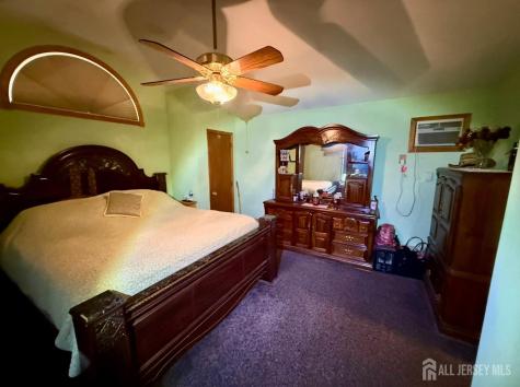 24 Beardslee Road Franklin Twsp NJ 08844