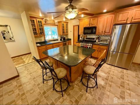 24 Beardslee Road Franklin Twsp NJ 08844