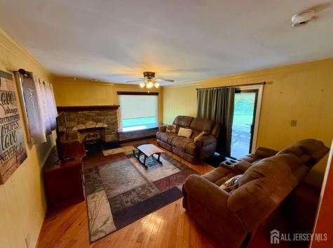 24 Beardslee Road Franklin Twsp NJ 08844