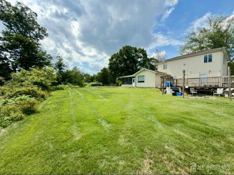 24 Beardslee Road Franklin Twsp NJ 08844