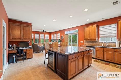 237 Leffler Circle Florence NJ 08518
