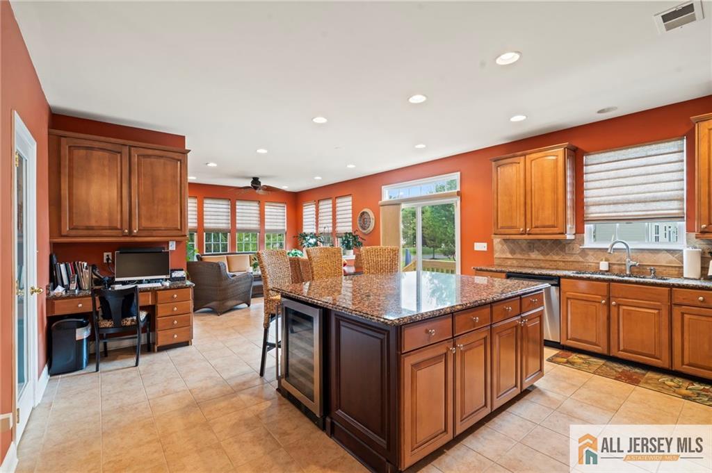 237 Leffler Circle Florence NJ 08518