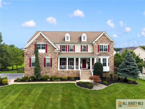 237 Leffler Circle Florence NJ 08518
