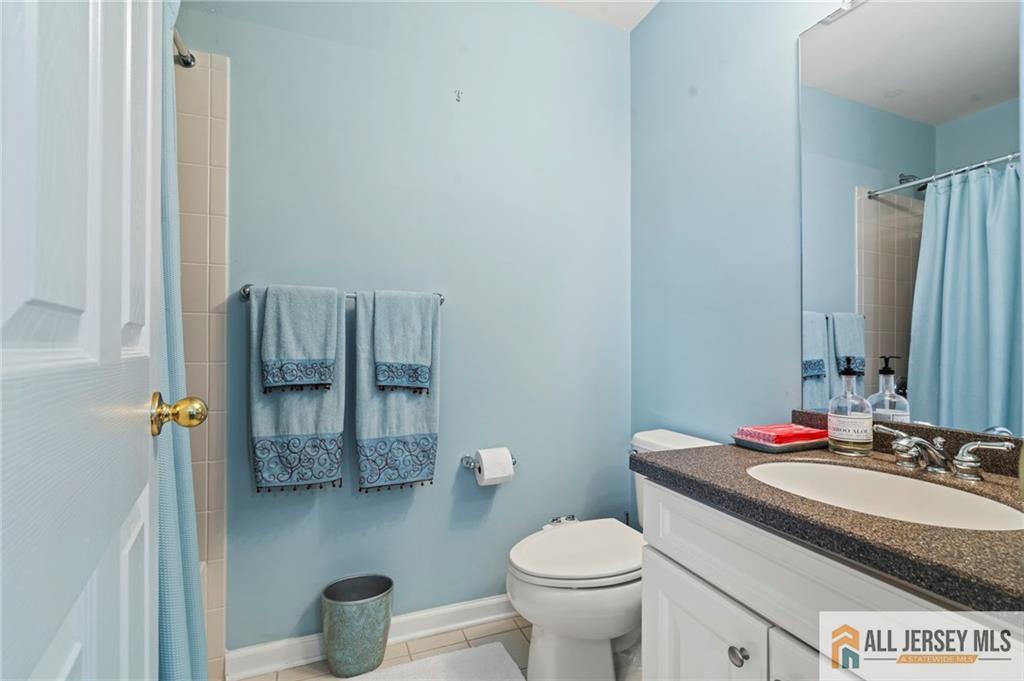 237 Leffler Circle Florence NJ 08518