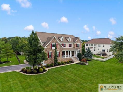 237 Leffler Circle Florence NJ 08518