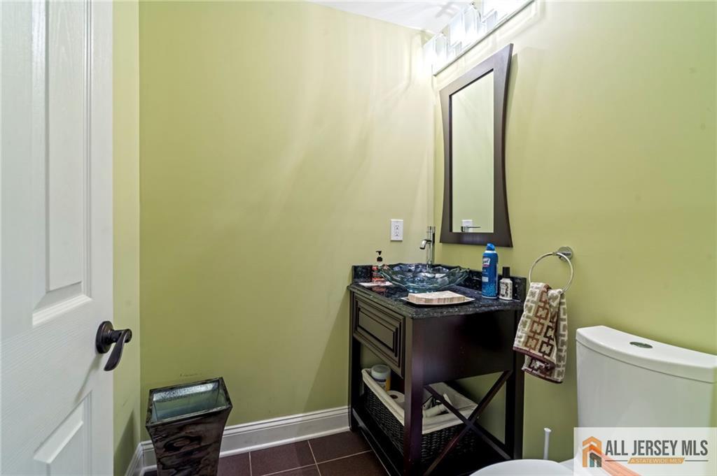 237 Leffler Circle Florence NJ 08518