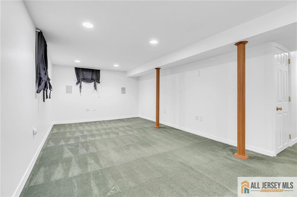 44 Hickory Court Jamesburg NJ 08831