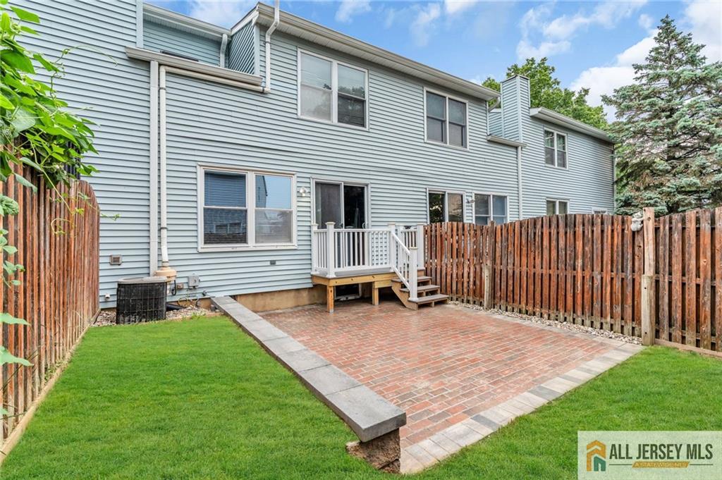 44 Hickory Court Jamesburg NJ 08831