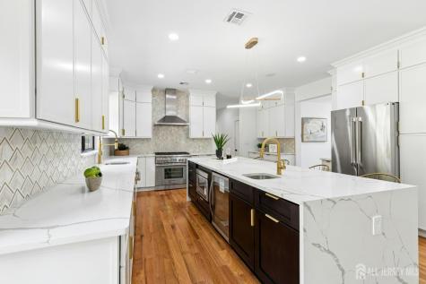 170 Johnston Drive Watchung NJ 07069