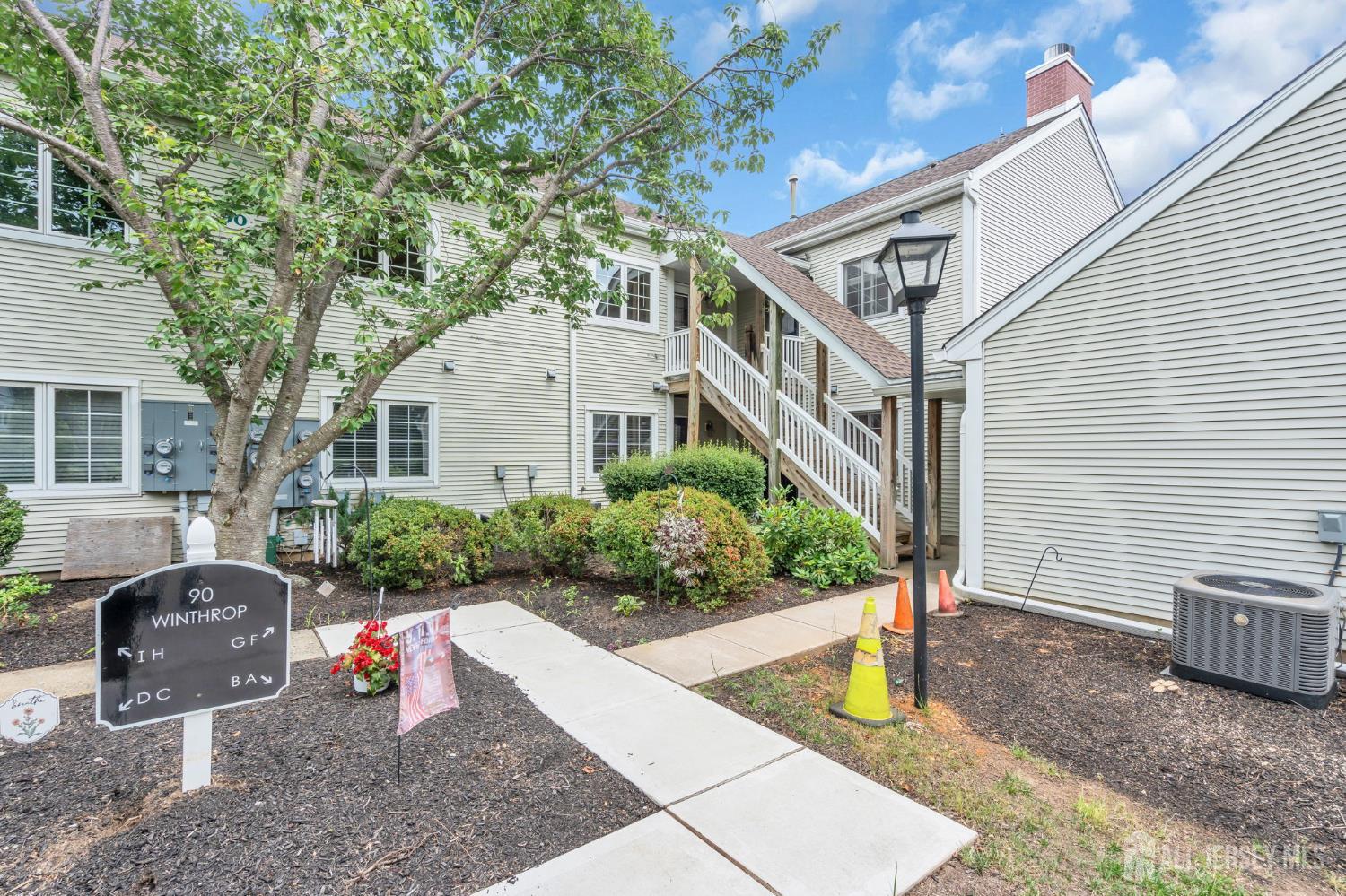 90 Winthrop Road Monroe NJ 08831