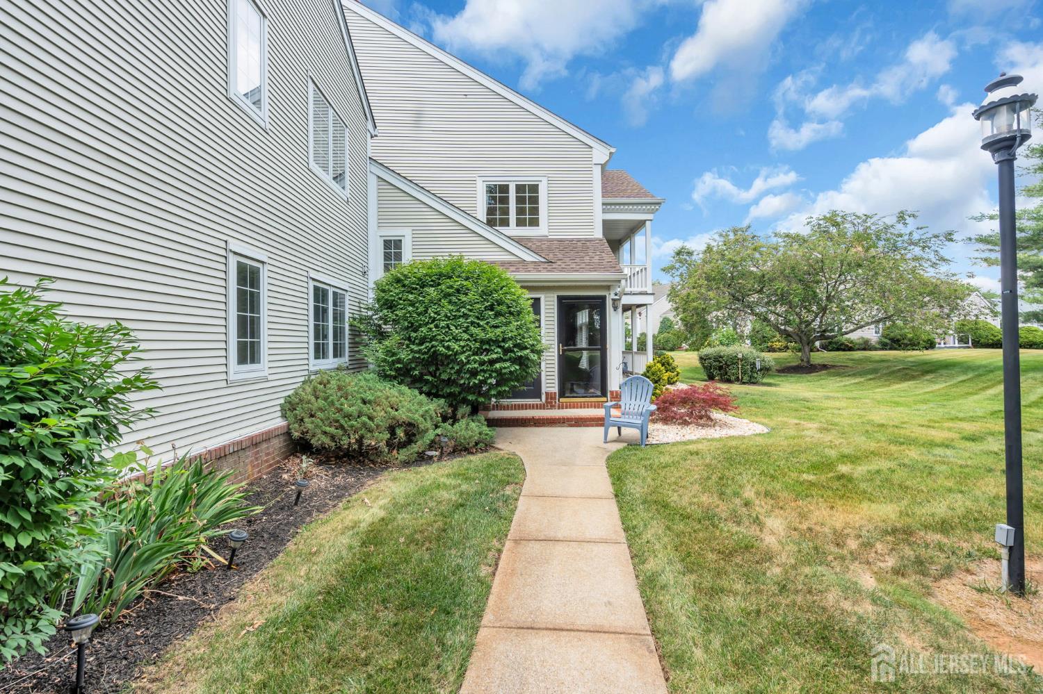 90 Winthrop Road Monroe NJ 08831