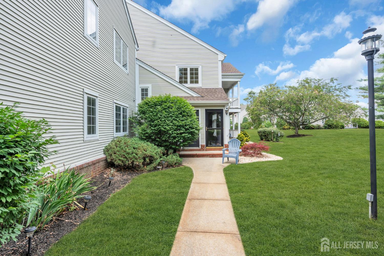 90 Winthrop Road Monroe NJ 08831