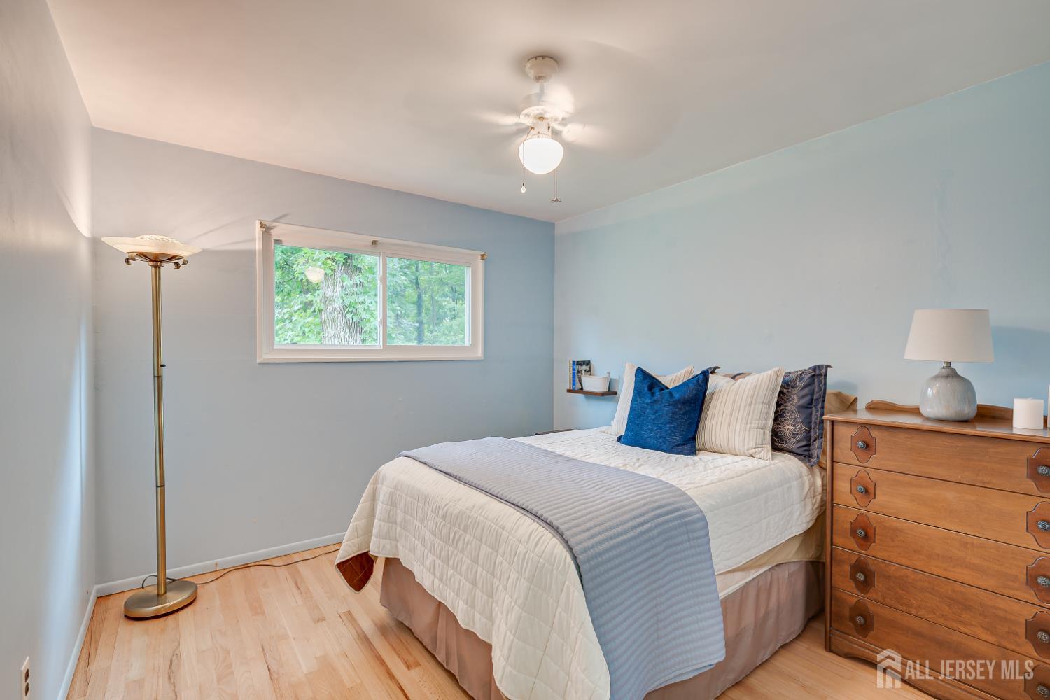 72 Stephenville Parkway Edison NJ 08820