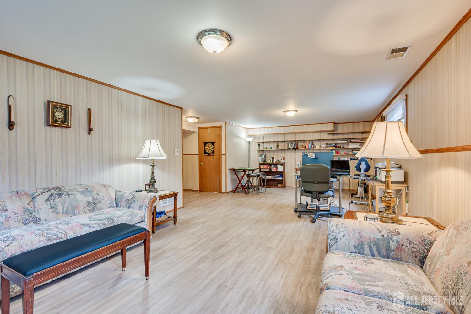 72 Stephenville Parkway Edison NJ 08820